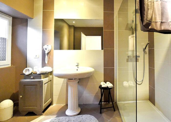 Le Chateau D'Orleix Room photo